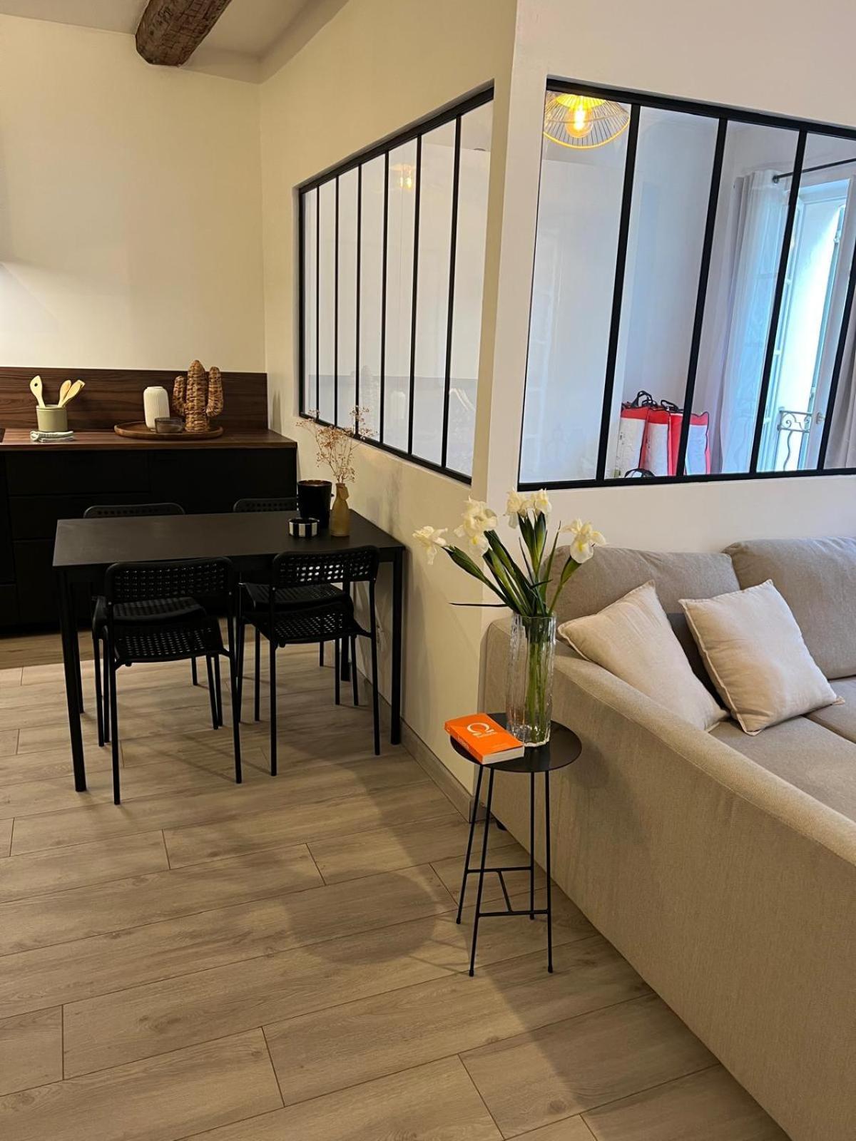 Beau Loft Au Coeur De Toulon Apartment Exterior foto